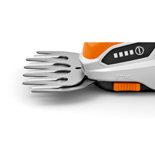 HSA26-Tool-free-blade-replacement-526x541