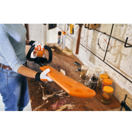 STIHL-HSA-60-BLADE-SCABBARD-1-526x541